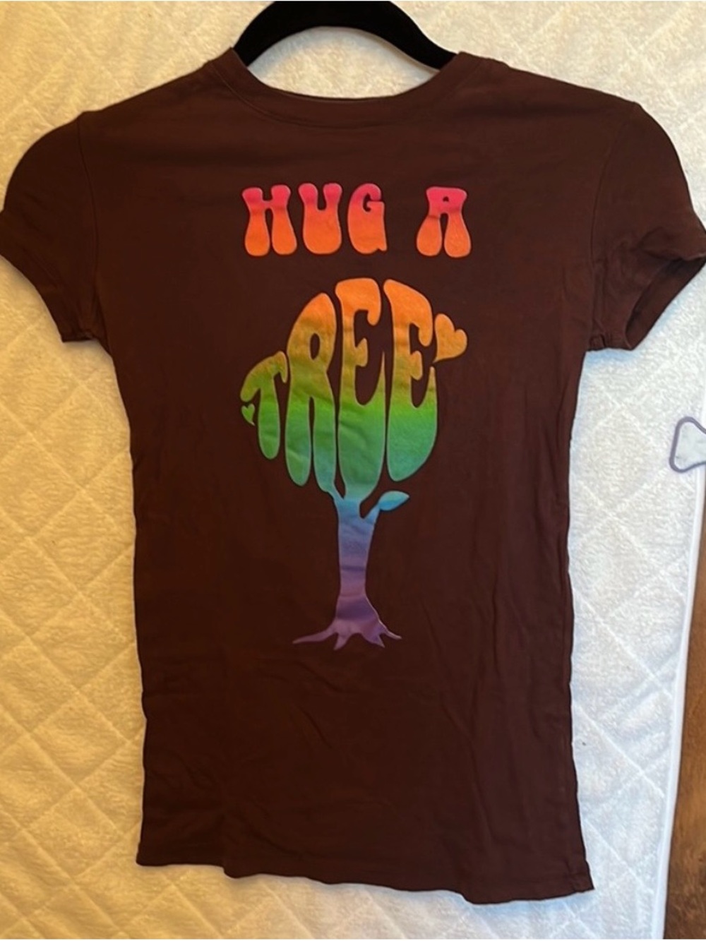 Jenni Vintage Hug A Tree Tee
